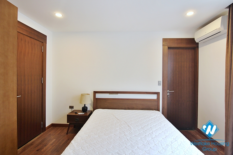 Spacious 3-bedroom apartment with lake view in Ho Tay